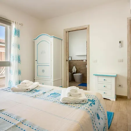 Apartment Lovely Near With Terrace! Palau