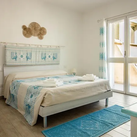 Lovely Near With Terrace! Apartment